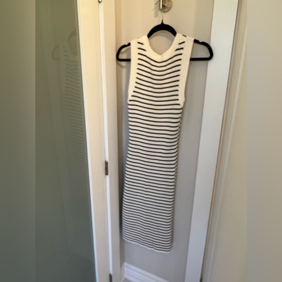 Limited Abercrombie Knit Dress - Picture 5 of 5